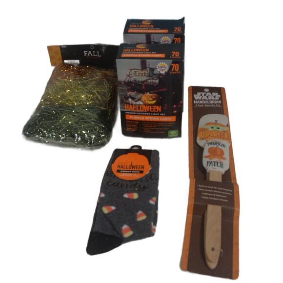 Halloween Bundle Candy Corn Socks Grogu Spatulas Metallic Shreds & String Lights - Picture 1 of 6